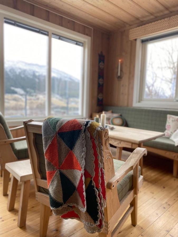 Stort Og Autentisk Hus I Skjak - Kort Vei Til Lom! 외부 사진